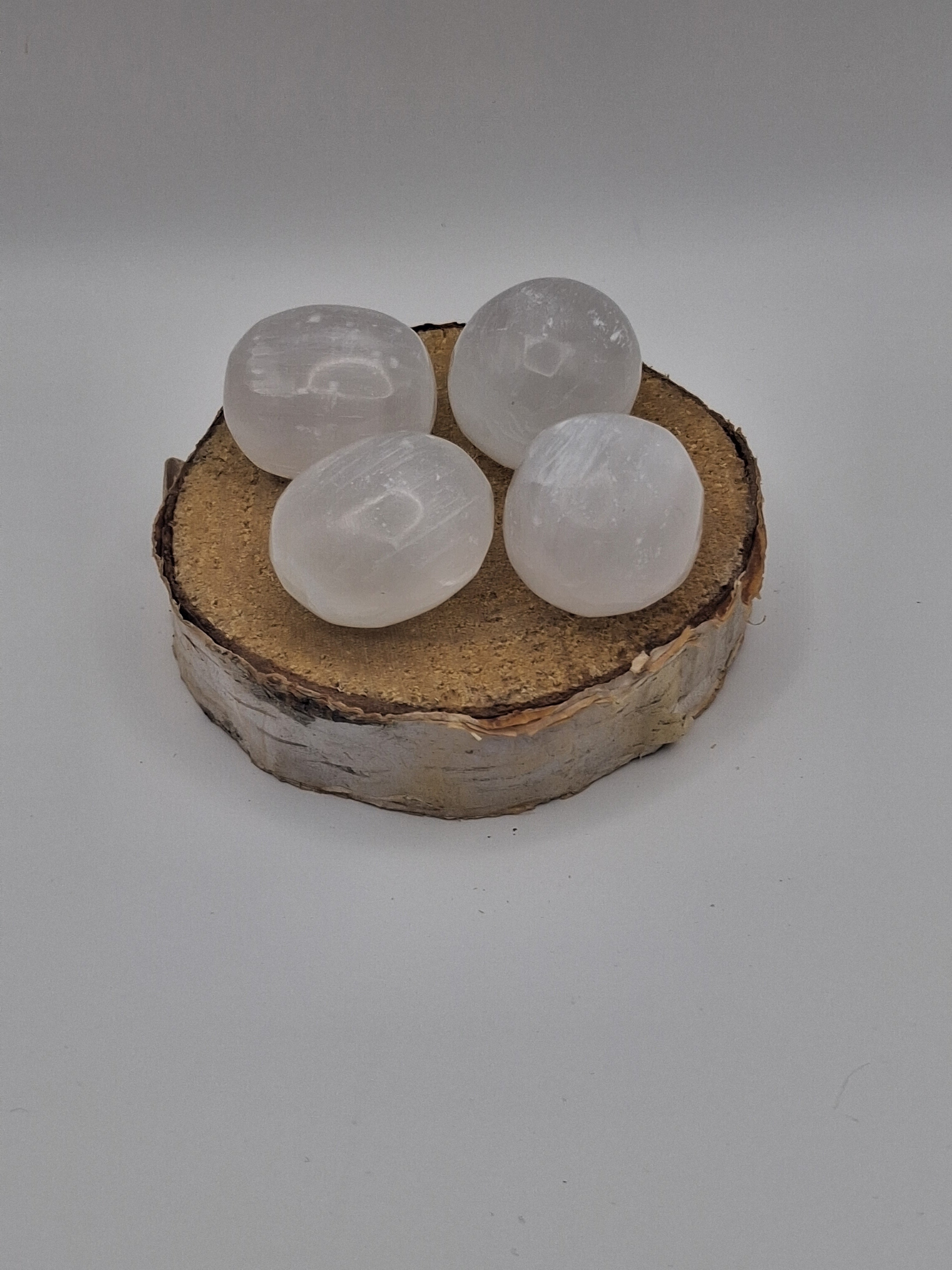 Pierre roulée Sélénite